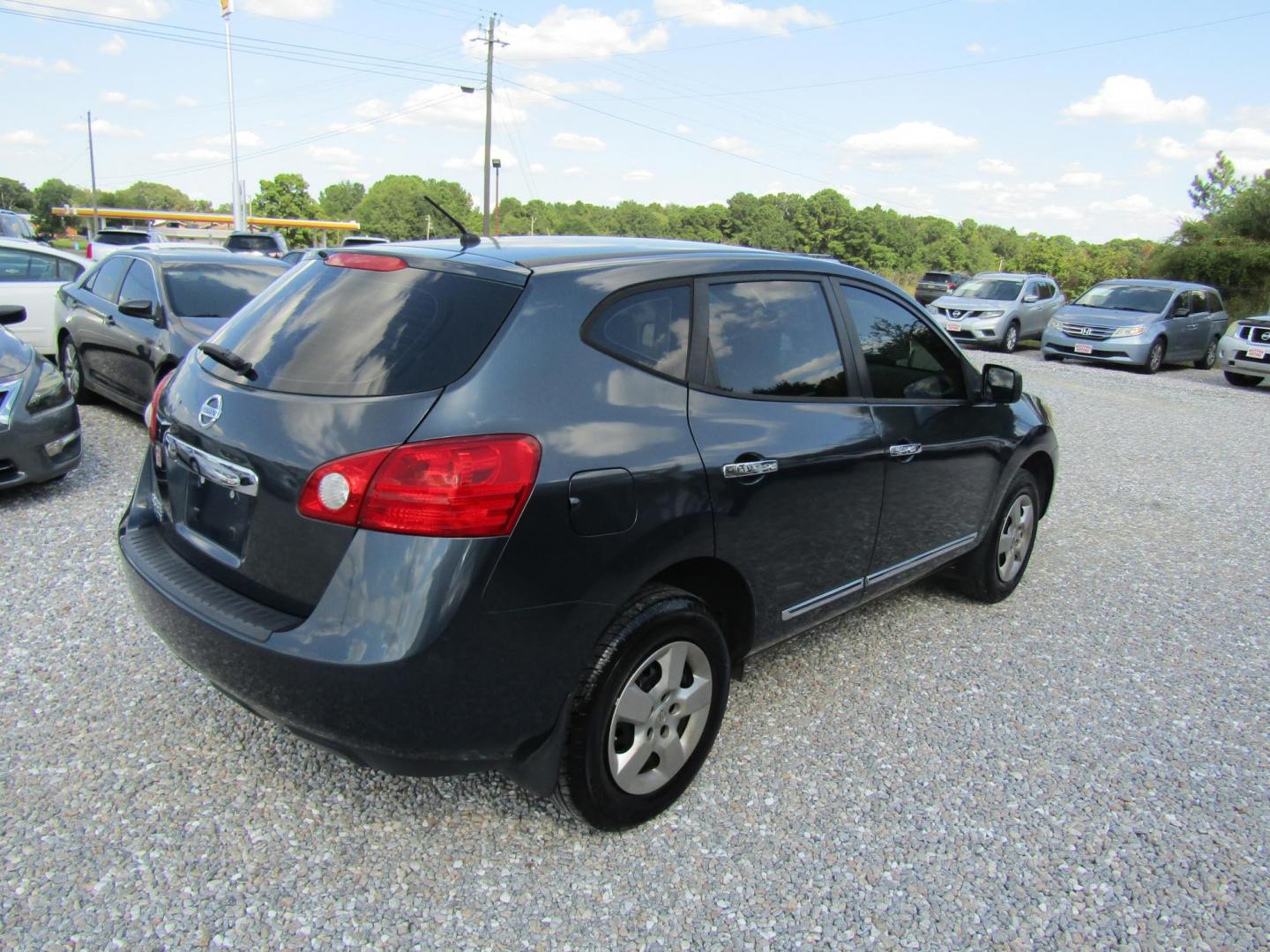2015 Blue Nissan Rogue Select S 2WD (JN8AS5MT6FW) with an 2.5L L4 DOHC 16V engine, Automatic transmission, located at 15016 S Hwy 231, Midland City, AL, 36350, (334) 983-3001, 31.306210, -85.495277 - Photo#7