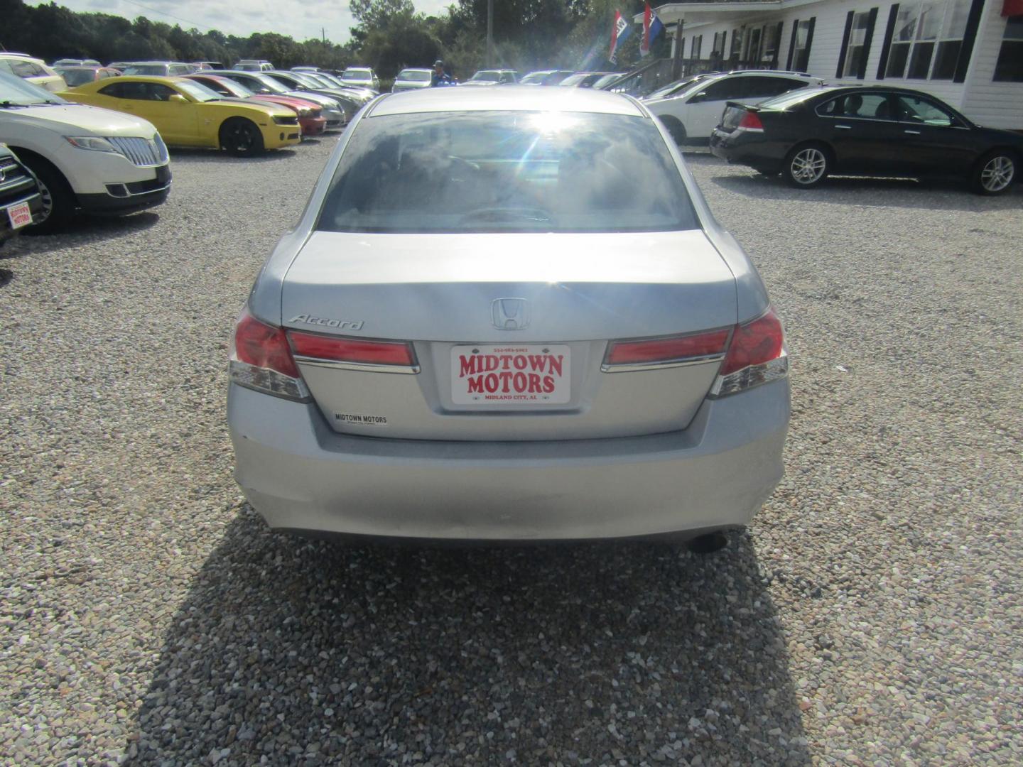 2012 Silver Honda Accord LX Sedan AT (1HGCP2F31CA) with an 2.4L L4 DOHC 16V engine, Automatic transmission, located at 15016 S Hwy 231, Midland City, AL, 36350, (334) 983-3001, 31.306210, -85.495277 - Photo#5