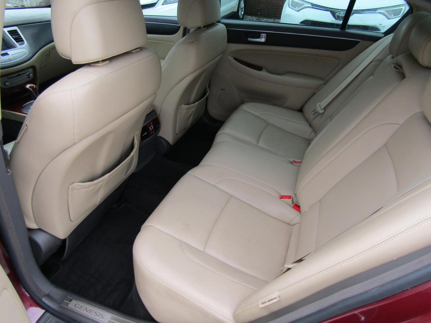 2013 Red Hyundai Genesis 3.8L (KMHGC4DD5DU) with an 3.8L V6 DOHC 24V engine, Automatic transmission, located at 15016 S Hwy 231, Midland City, AL, 36350, (334) 983-3001, 31.306210, -85.495277 - Photo#4