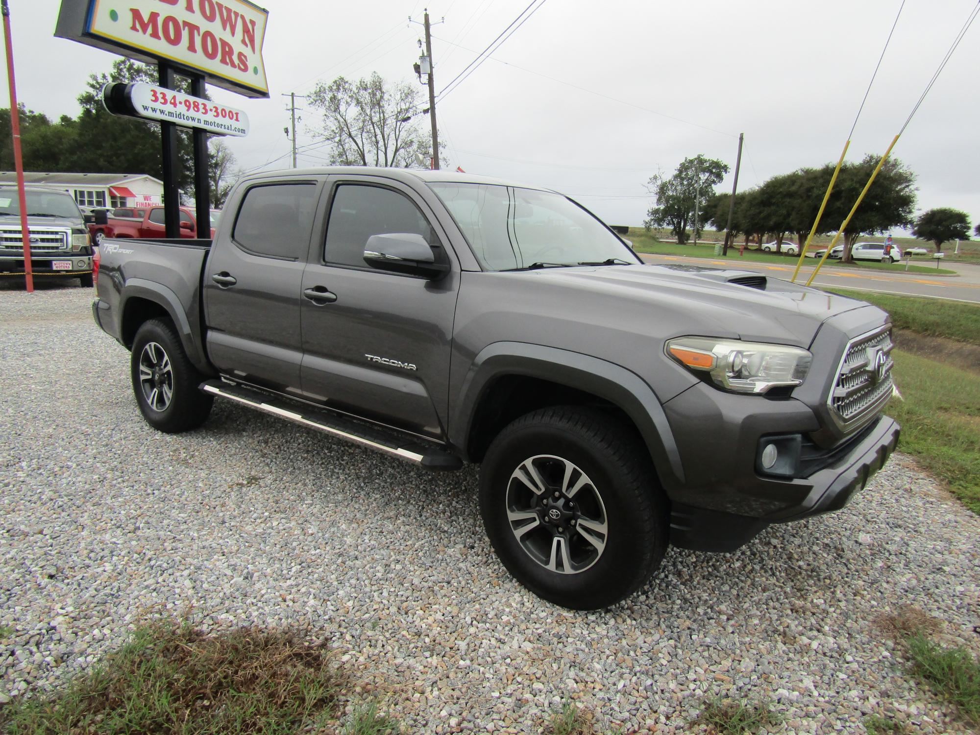 photo of 2017 Toyota Tacoma 