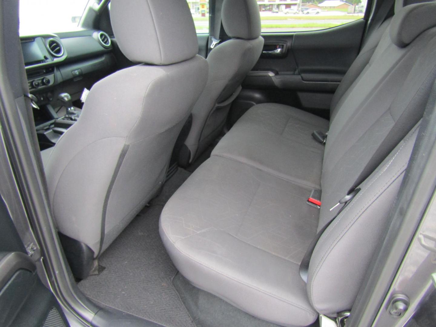 2017 Gray Toyota Tacoma SR5 Double Cab Long Bed V6 6AT 2WD (5TFAZ5CN7HX) with an 3.6L V6 DOHC 24V engine, Automatic transmission, located at 15016 S Hwy 231, Midland City, AL, 36350, (334) 983-3001, 31.306210, -85.495277 - Photo#4