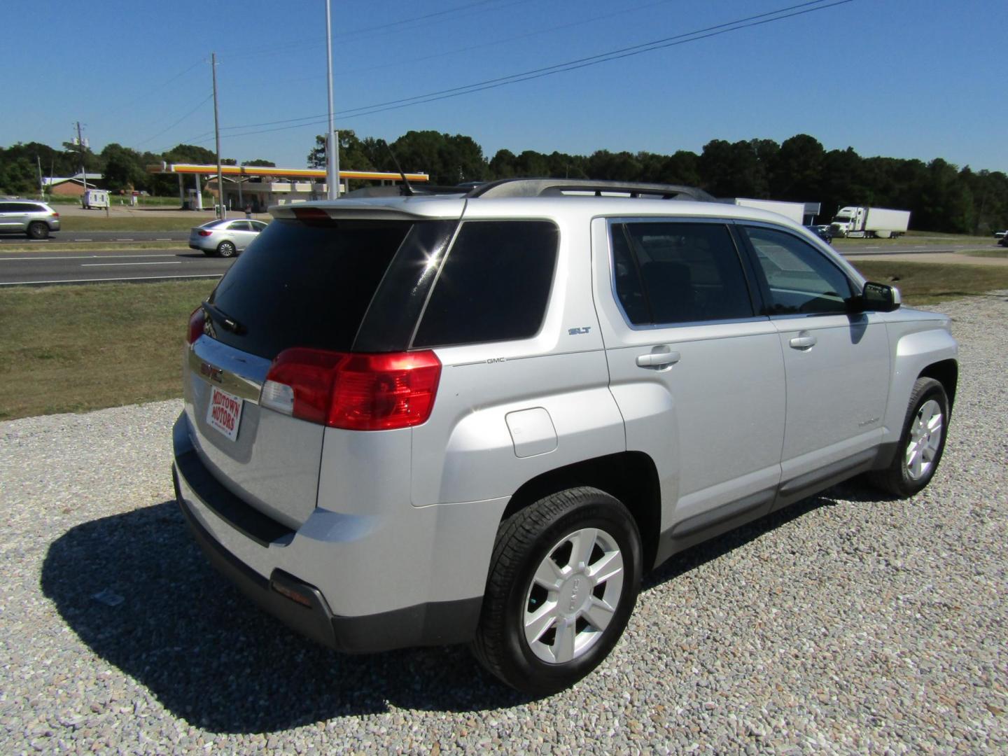 2013 Silver GMC Terrain SLT1 FWD (2GKALUEKXD6) with an 2.4L L4 DOHC 16V FFV engine, Automatic transmission, located at 15016 S Hwy 231, Midland City, AL, 36350, (334) 983-3001, 31.306210, -85.495277 - Photo#7