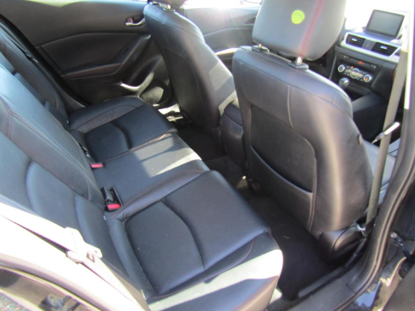 2016 Black Mazda MAZDA3 s Grand Touring AT 4-Door (JM1BM1W30G1) with an 2.5L L4 DOHC 16V engine, Automatic transmission, located at 15016 S Hwy 231, Midland City, AL, 36350, (334) 983-3001, 31.306210, -85.495277 - Photo#8