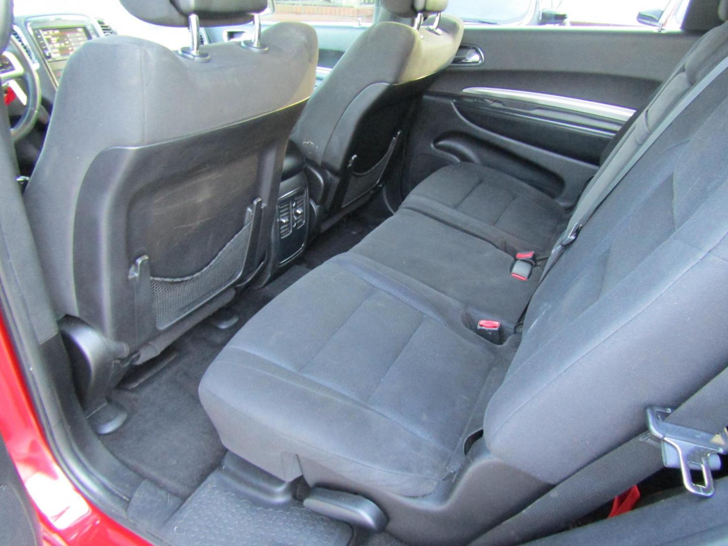 2013 Red Dodge Durango SXT RWD (1C4RDHAG7DC) with an 3.6L V6 DOHC 24V engine, Automatic transmission, located at 15016 S Hwy 231, Midland City, AL, 36350, (334) 983-3001, 31.306210, -85.495277 - Photo#4