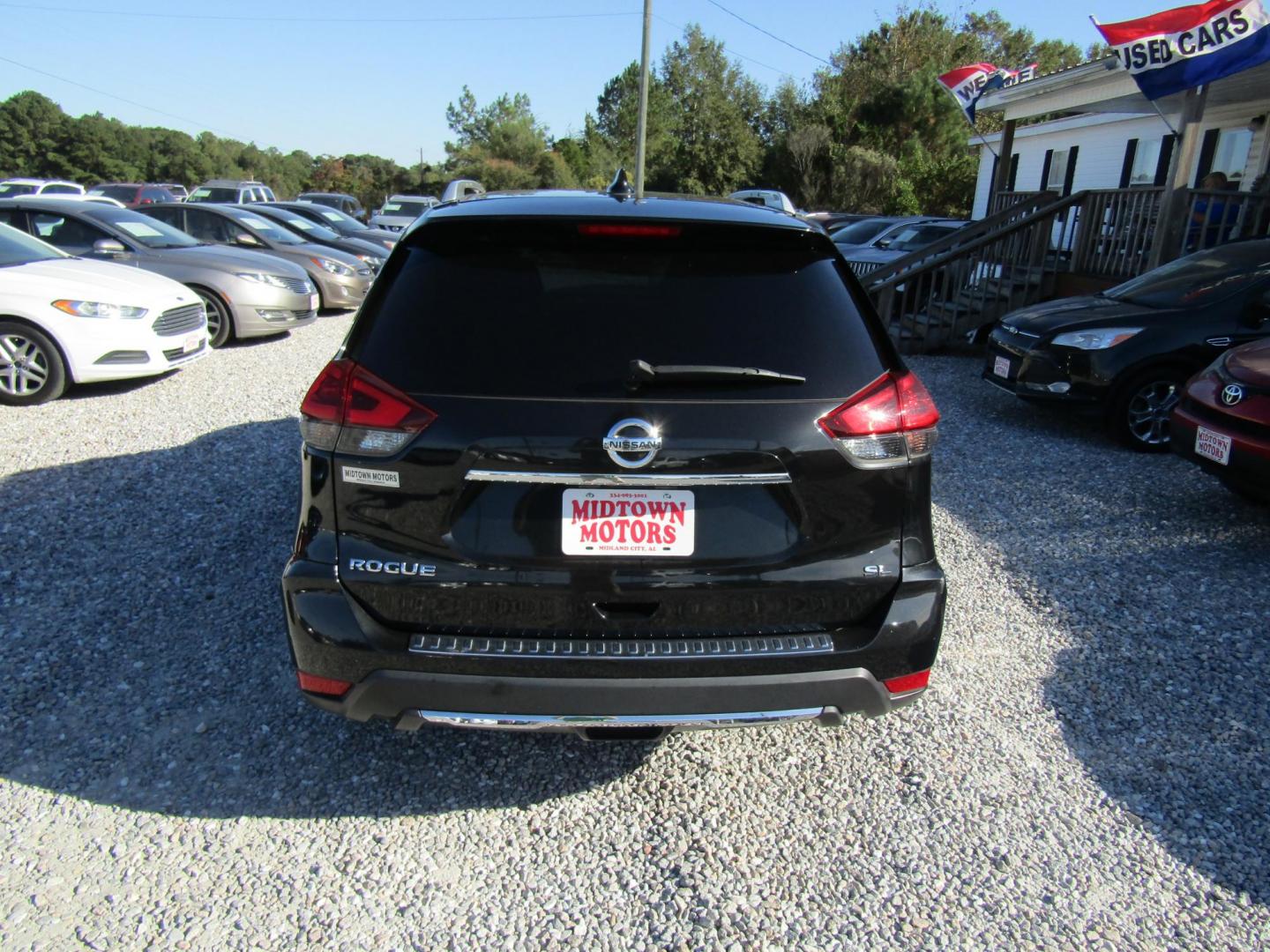 2018 Black Nissan Rogue SV 2WD (JN8AT2MT4JW) with an 2.5L L4 DOHC 16V engine, Automatic transmission, located at 15016 S Hwy 231, Midland City, AL, 36350, (334) 983-3001, 31.306210, -85.495277 - Photo#6