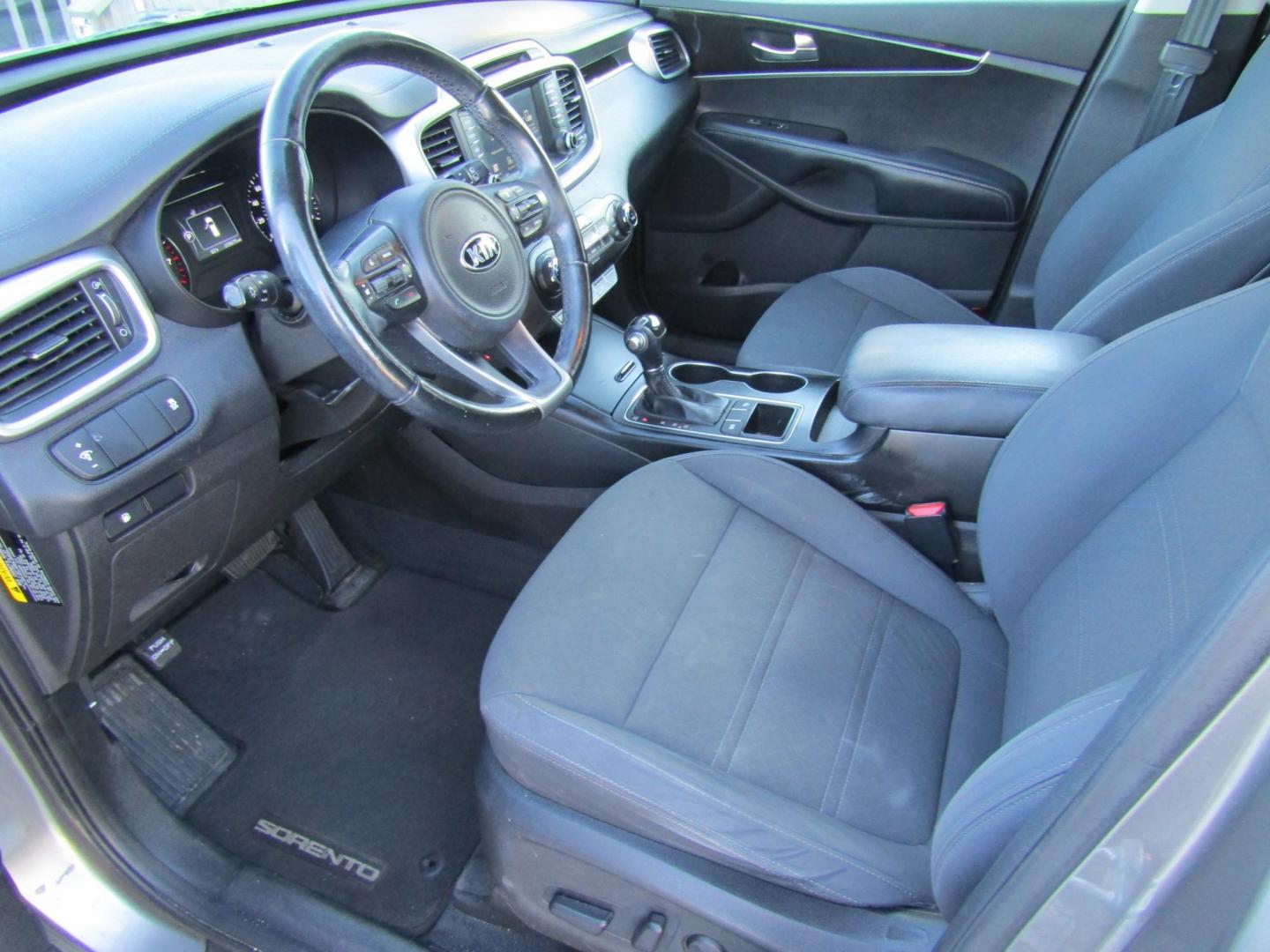 2017 Gold Kia Sorento L 2WD (5XYPG4A30HG) with an 2.4L L4 DOHC 16V engine, Automatic transmission, located at 15016 S Hwy 231, Midland City, AL, 36350, (334) 983-3001, 31.306210, -85.495277 - Photo#3