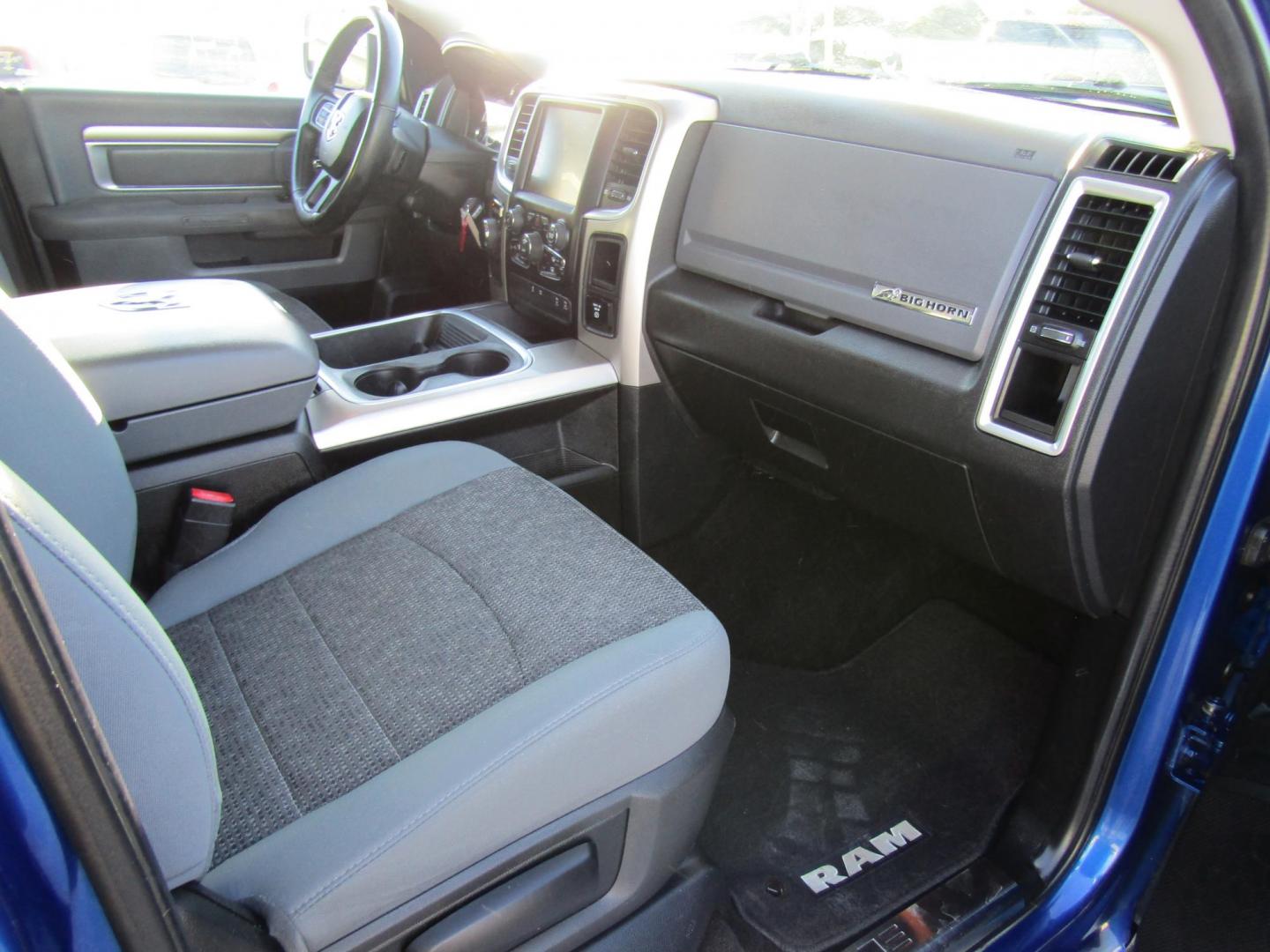 2017 Blue RAM 1500 SLT Crew Cab SWB 2WD (3C6RR6LT1HG) with an 5.7L V8 OHV 16V engine, Automatic transmission, located at 15016 S Hwy 231, Midland City, AL, 36350, (334) 983-3001, 31.306210, -85.495277 - Photo#8