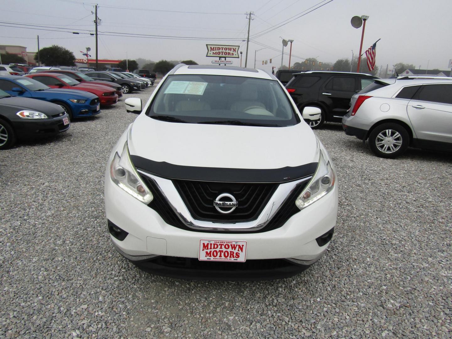 2017 White Nissan Murano Platinum FWD (5N1AZ2MG3HN) with an 3.5L V6 DOHC 24V engine, AUTOMATIC transmission, located at 15016 S Hwy 231, Midland City, AL, 36350, (334) 983-3001, 31.306210, -85.495277 - Photo#1
