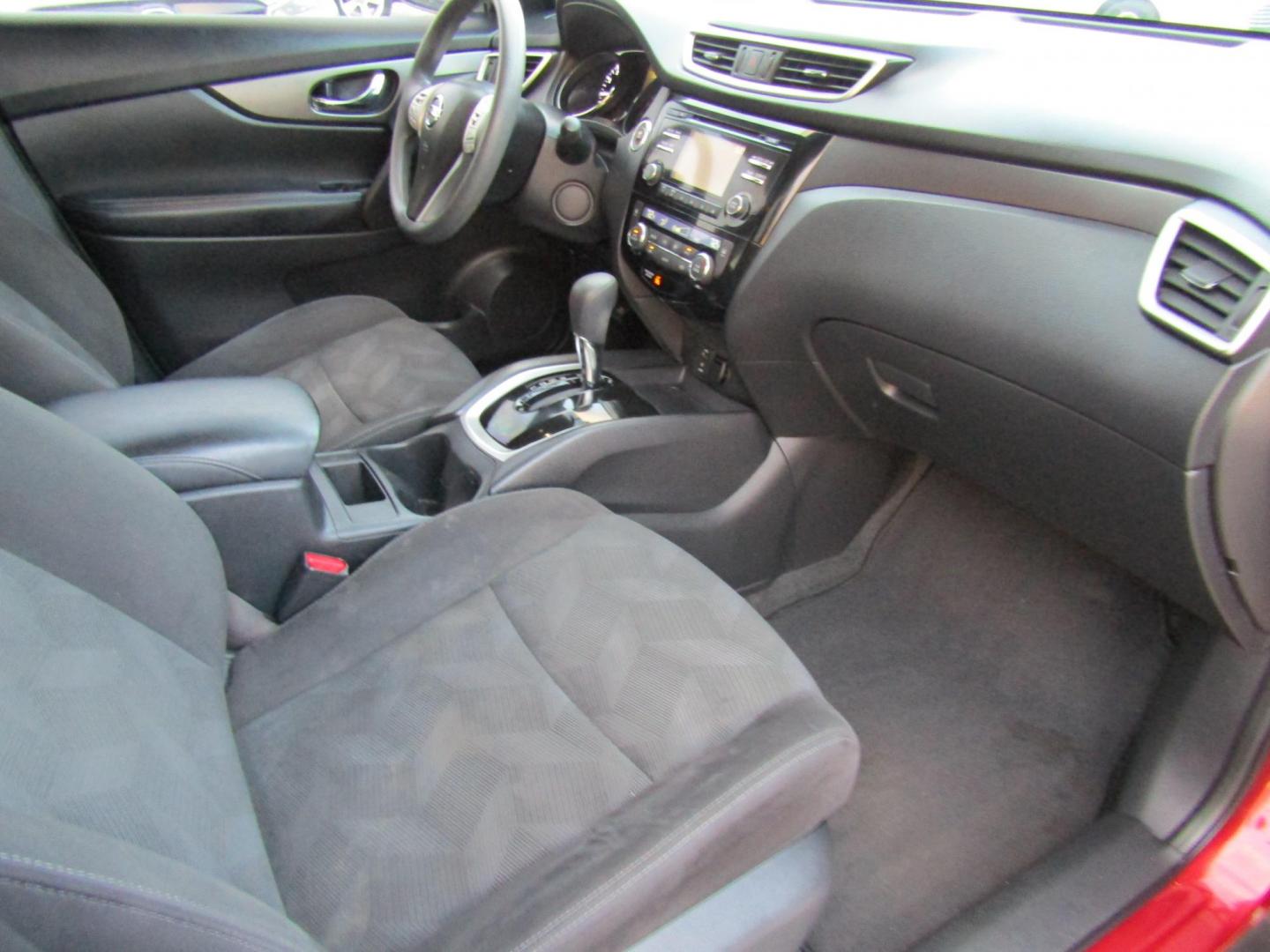 2016 Red Nissan Rogue S 2WD (KNMAT2MT8GP) with an 2.5L L4 DOHC 16V engine, CVT transmission, located at 15016 S Hwy 231, Midland City, AL, 36350, (334) 983-3001, 31.306210, -85.495277 - Photo#6