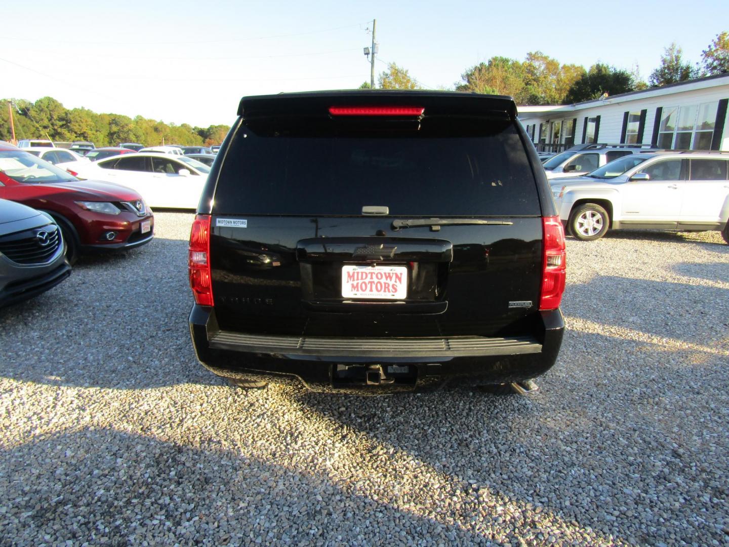 2012 Black Chevrolet Tahoe LS 2WD (1GNSCAE02CR) with an 5.3L V8 OHV 16V FFV engine, Automatic transmission, located at 15016 S Hwy 231, Midland City, AL, 36350, (334) 983-3001, 31.306210, -85.495277 - Photo#6