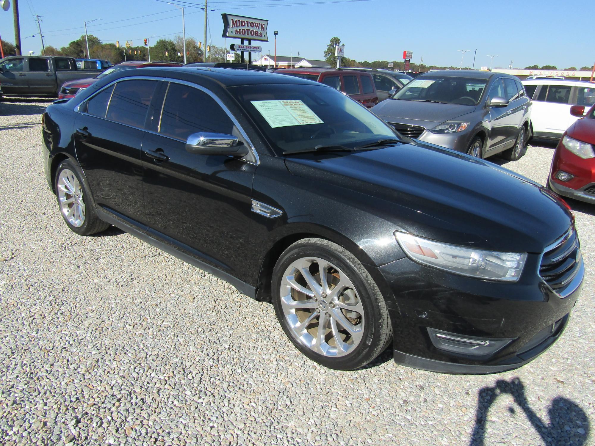 photo of 2013 Ford Taurus