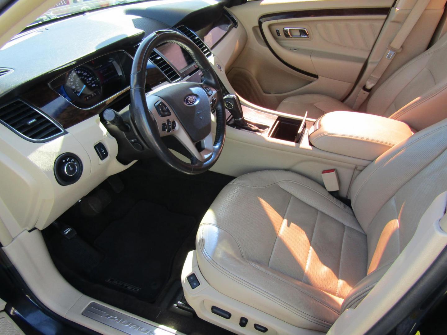 2013 Black Ford Taurus Limited FWD (1FAHP2F80DG) with an 3.5L V6 DOHC 24V engine, Automatic transmission, located at 15016 S Hwy 231, Midland City, AL, 36350, (334) 983-3001, 31.306210, -85.495277 - Photo#3