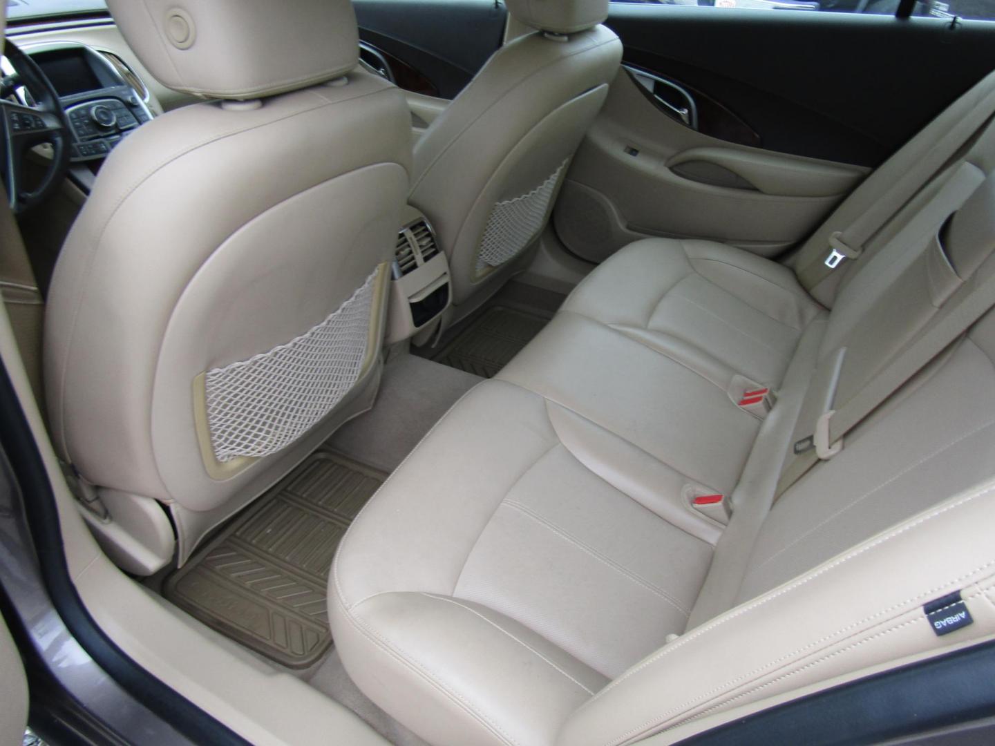 2011 Gray Buick LaCrosse CXS (1G4GE5GD1BF) with an 3.6L V6 DOHC 24V engine, Automatic transmission, located at 15016 S Hwy 231, Midland City, AL, 36350, (334) 983-3001, 31.306210, -85.495277 - Photo#4