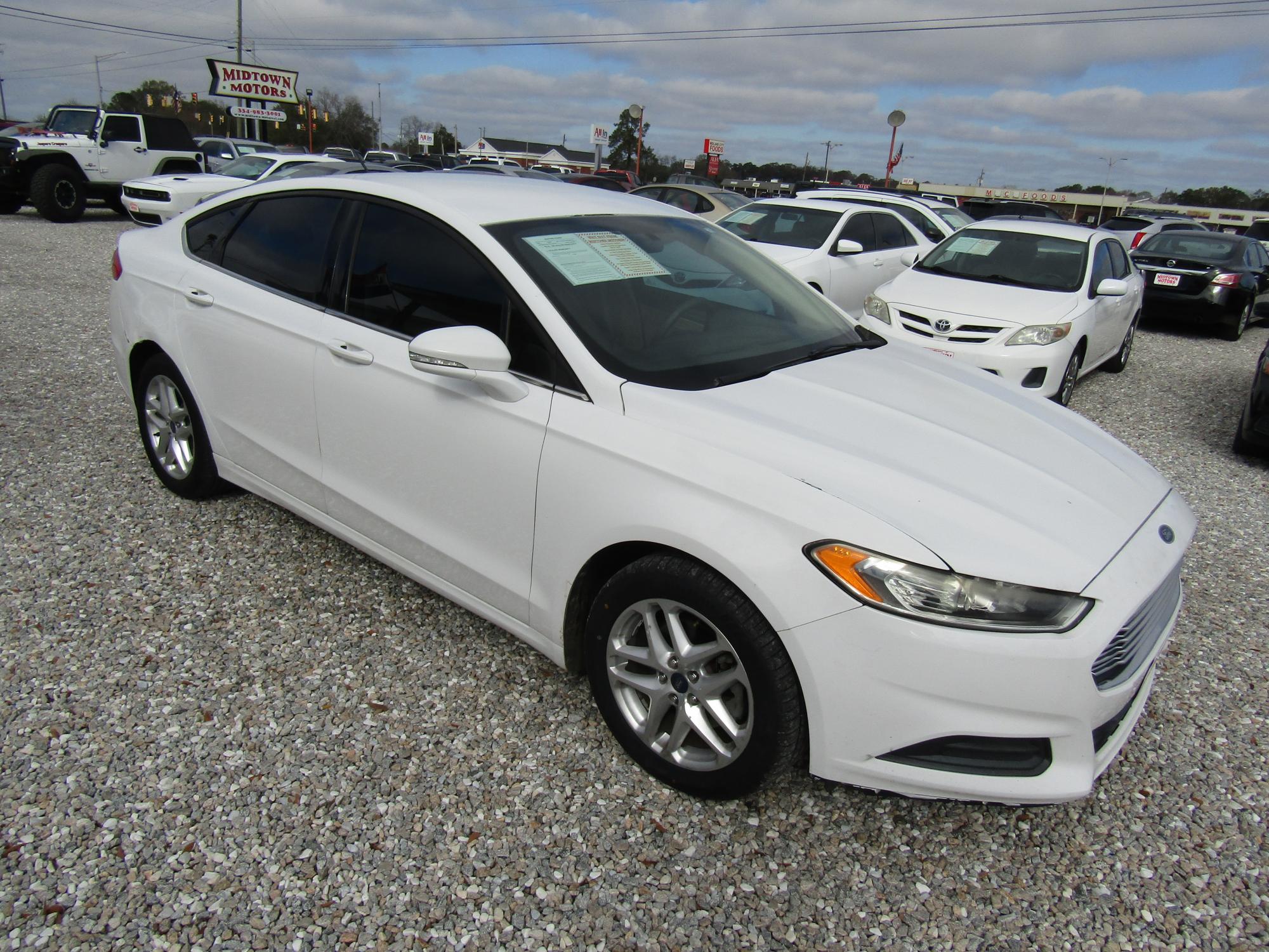 photo of 2013 Ford Fusion SE