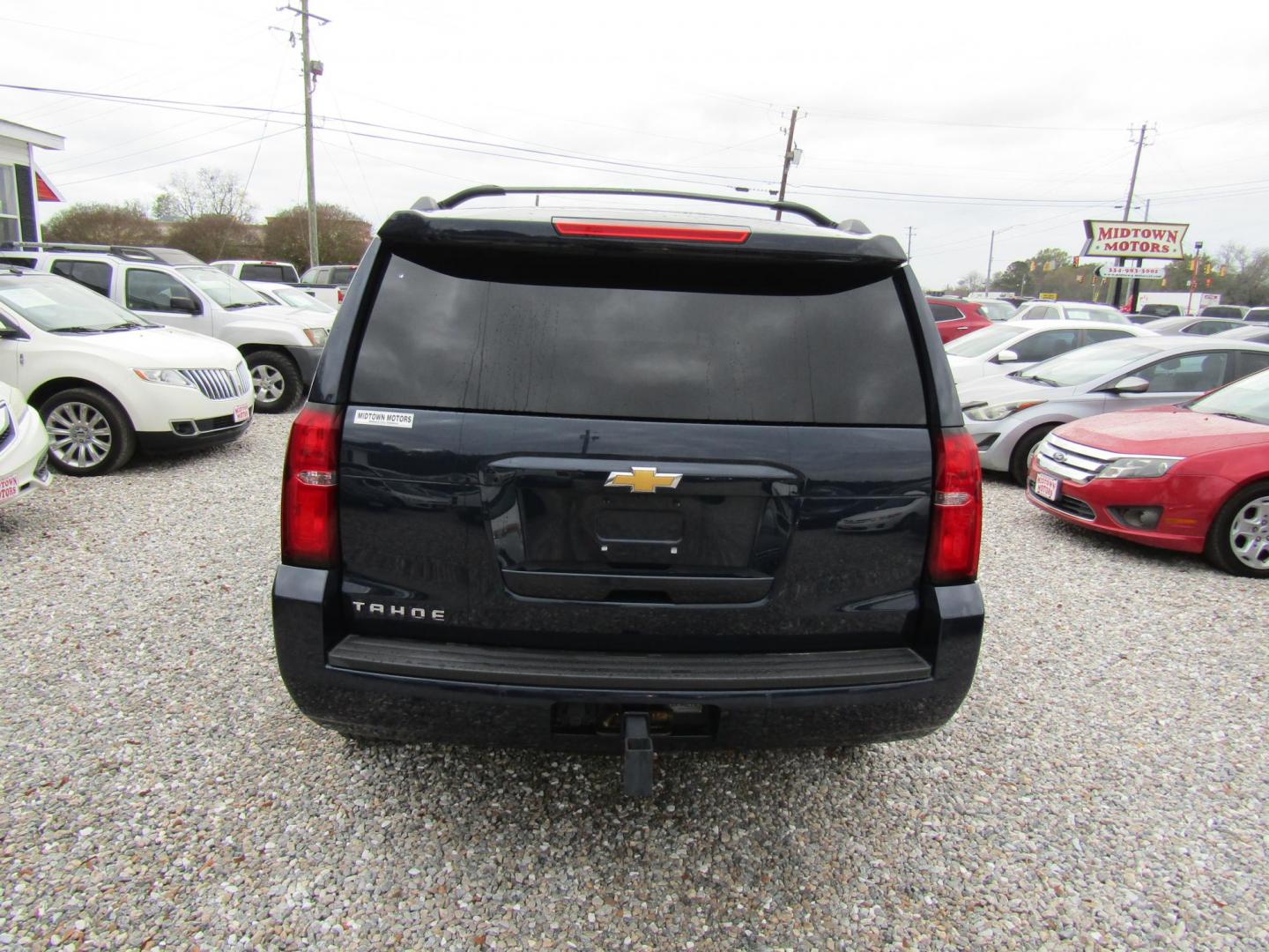 2019 Black Chevrolet Tahoe LS 2WD (1GNSCAKC0KR) with an 5.3L V8 OHV 16V engine, Automatic transmission, located at 15016 S Hwy 231, Midland City, AL, 36350, (334) 983-3001, 31.306210, -85.495277 - Photo#6