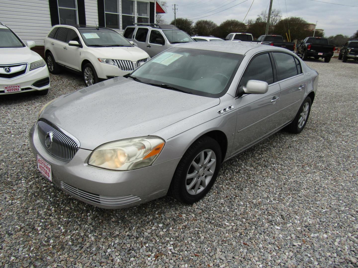 2008 Silver Buick Lucerne CXL (1G4HD57298U) with an 3.8L V6 OHV 12V engine, Automatic transmission, located at 15016 S Hwy 231, Midland City, AL, 36350, (334) 983-3001, 31.306210, -85.495277 - Photo#2