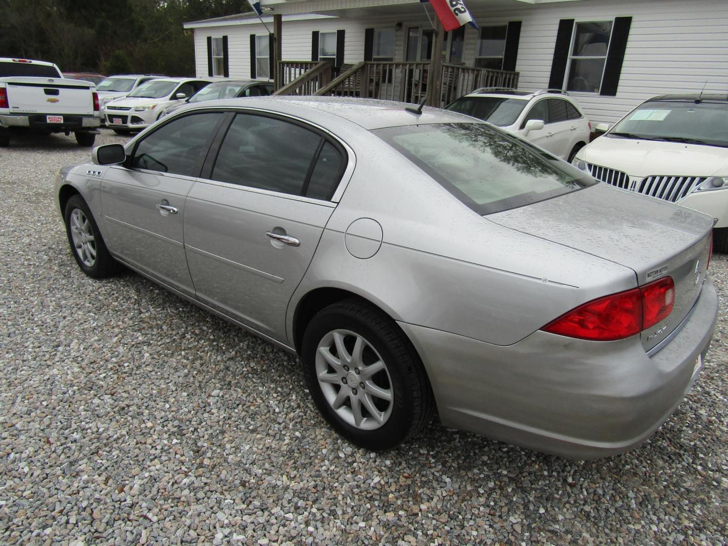 2008 Silver Buick Lucerne CXL (1G4HD57298U) with an 3.8L V6 OHV 12V engine, Automatic transmission, located at 15016 S Hwy 231, Midland City, AL, 36350, (334) 983-3001, 31.306210, -85.495277 - Photo#5
