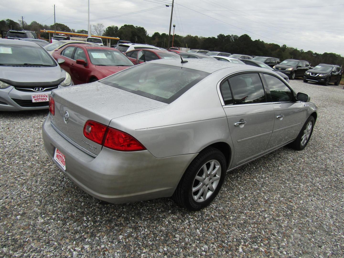 2008 Silver Buick Lucerne CXL (1G4HD57298U) with an 3.8L V6 OHV 12V engine, Automatic transmission, located at 15016 S Hwy 231, Midland City, AL, 36350, (334) 983-3001, 31.306210, -85.495277 - Photo#6