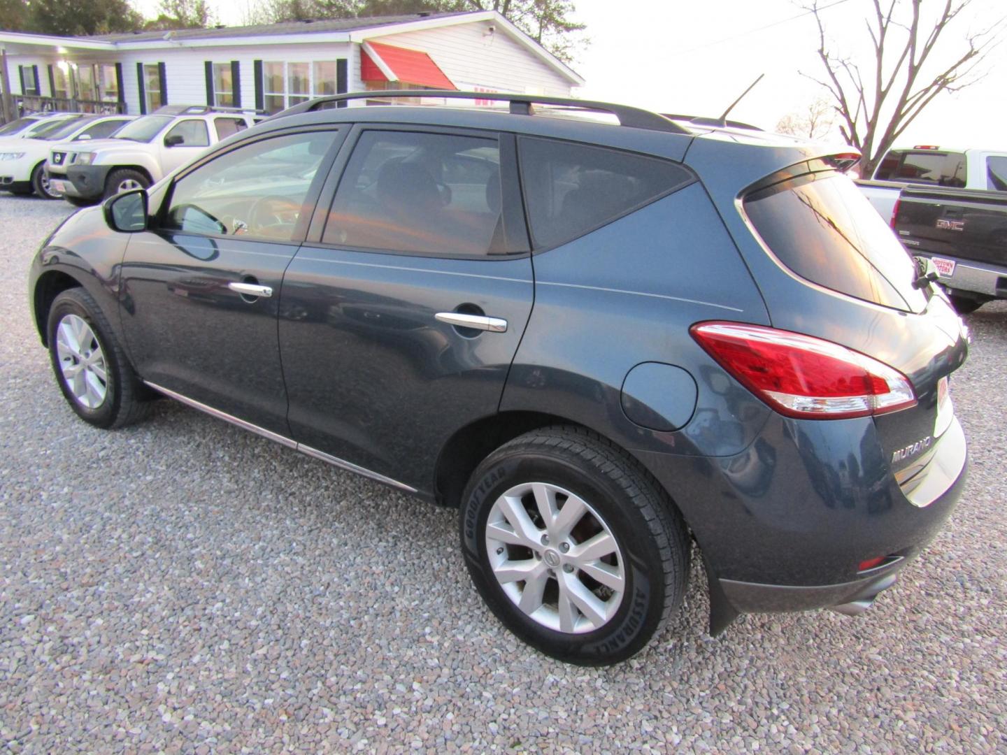 2012 Blue Nissan Murano SV (JN8AZ1MU1CW) with an 3.5L V6 DOHC 24V engine, Automatic transmission, located at 15016 S Hwy 231, Midland City, AL, 36350, (334) 983-3001, 31.306210, -85.495277 - Photo#5