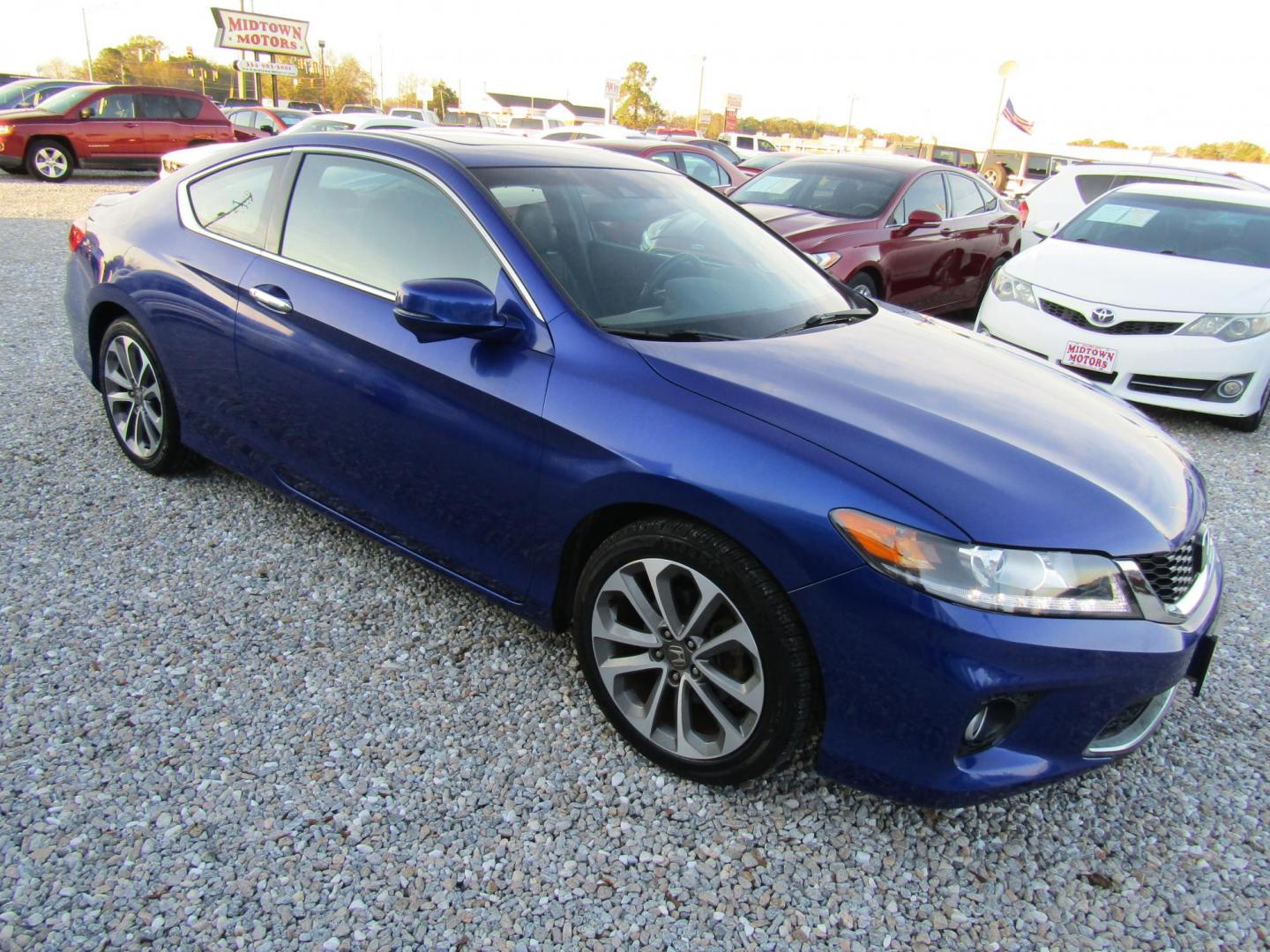 2013 Blue Honda Accord EX-L V6 Coupe AT (1HGCT2B85DA) with an 3.5L V6 SOHC 24V engine, Automatic transmission, located at 15016 S Hwy 231, Midland City, AL, 36350, (334) 983-3001, 31.306210, -85.495277 - Photo#0