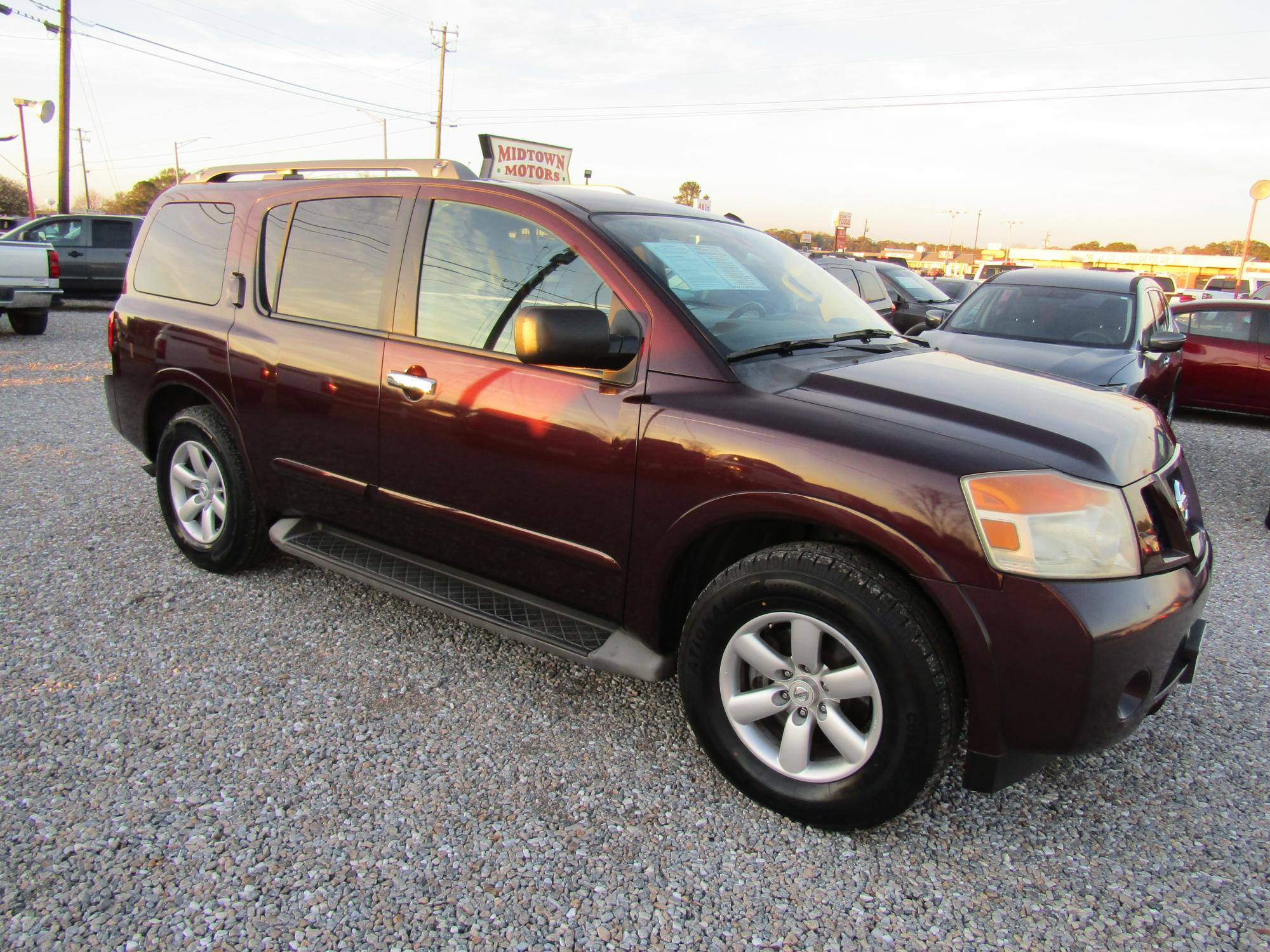 photo of 2014 Nissan Armada 