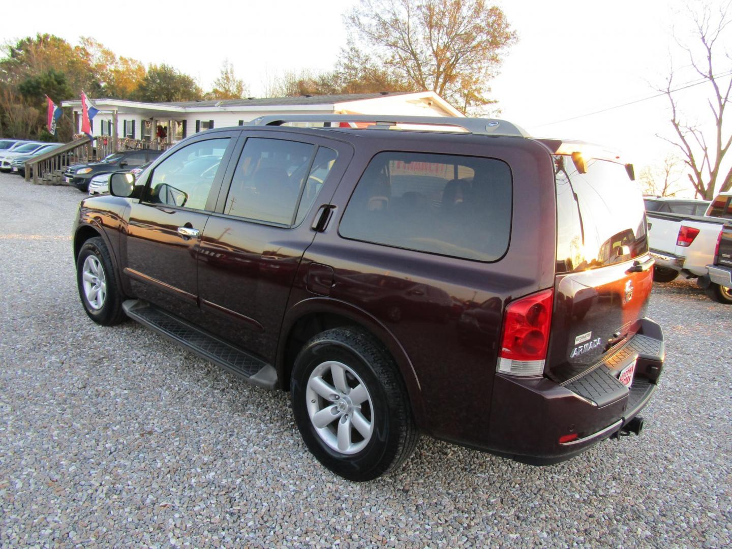2014 Red Nissan Armada SL 2WD (5N1AA0ND3EN) with an 5.6L V8 DOHC 32V engine, Automatic transmission, located at 15016 S Hwy 231, Midland City, AL, 36350, (334) 983-3001, 31.306210, -85.495277 - Photo#5