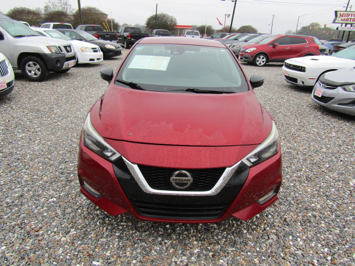 2020 Red Nissan Versa SR (3N1CN8FV0LL) with an 1.6L L4 DOHC 16V engine, Automatic transmission, located at 15016 S Hwy 231, Midland City, AL, 36350, (334) 983-3001, 31.306210, -85.495277 - Photo#1