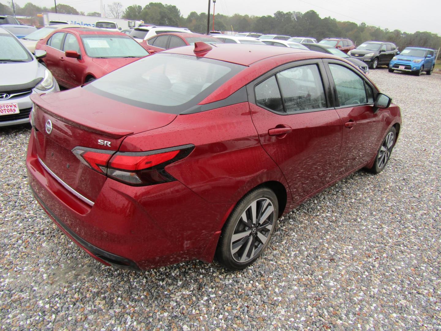 2020 Red Nissan Versa SR (3N1CN8FV0LL) with an 1.6L L4 DOHC 16V engine, Automatic transmission, located at 15016 S Hwy 231, Midland City, AL, 36350, (334) 983-3001, 31.306210, -85.495277 - Photo#7