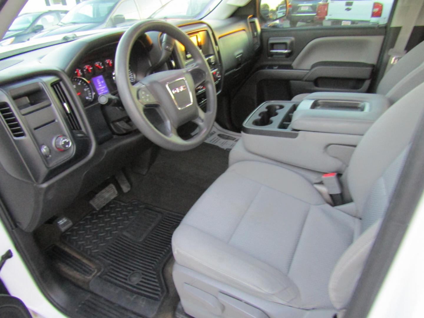 2014 White GMC Sierra 1500 Base Double Cab 2WD (1GTR1TEH7EZ) with an 4.3L V6 OHV 12V engine, Automatic transmission, located at 15016 S Hwy 231, Midland City, AL, 36350, (334) 983-3001, 31.306210, -85.495277 - Photo#3