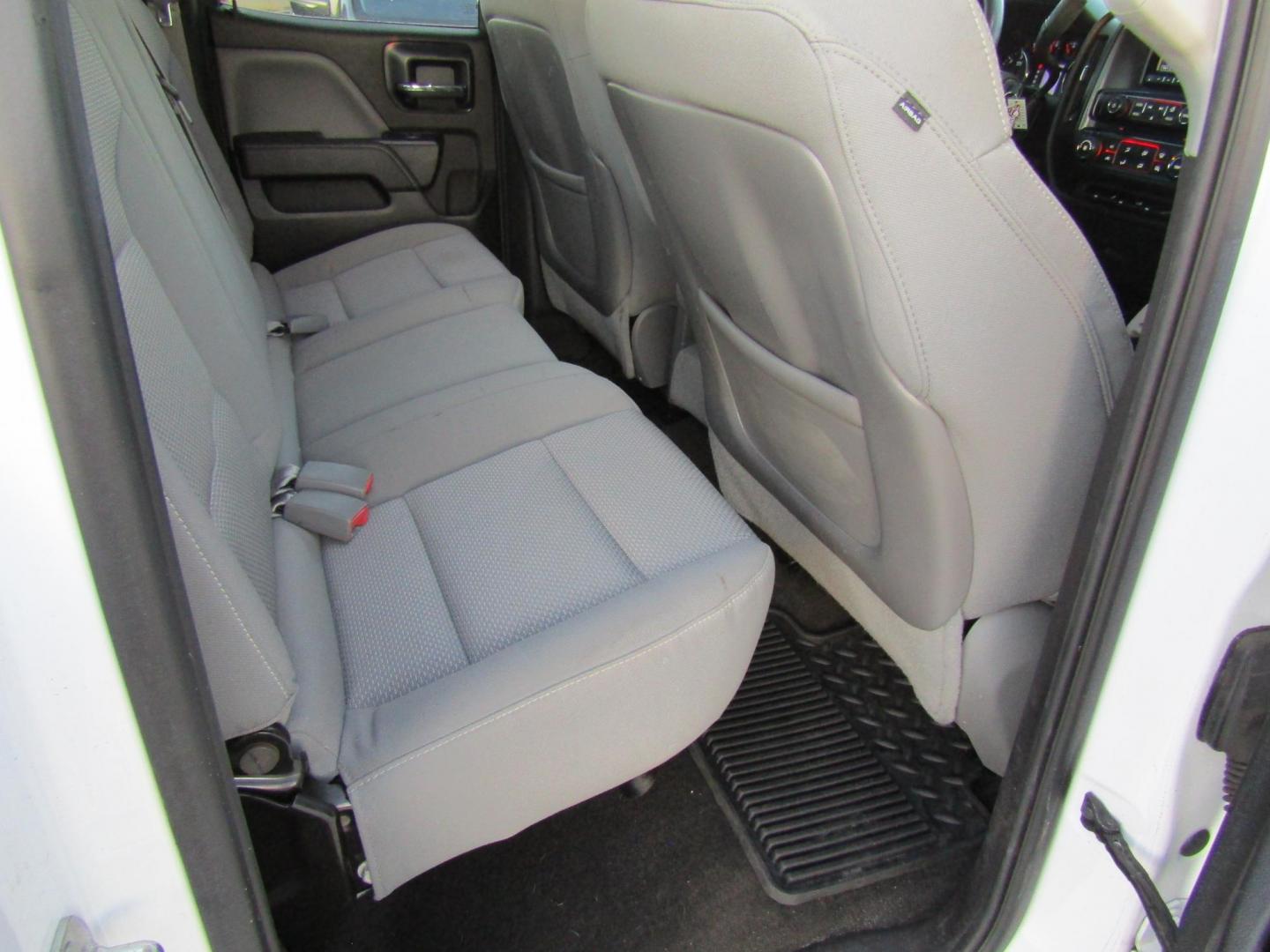 2014 White GMC Sierra 1500 Base Double Cab 2WD (1GTR1TEH7EZ) with an 4.3L V6 OHV 12V engine, Automatic transmission, located at 15016 S Hwy 231, Midland City, AL, 36350, (334) 983-3001, 31.306210, -85.495277 - Photo#8