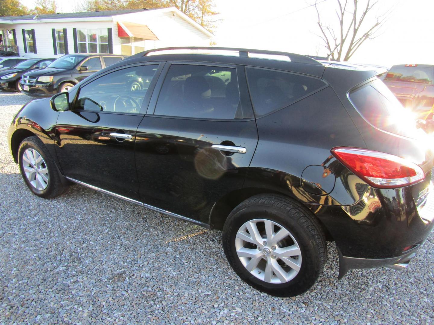 2014 Black Nissan Murano S (JN8AZ1MU7EW) with an 3.5L V6 DOHC 24V engine, Automatic transmission, located at 15016 S Hwy 231, Midland City, AL, 36350, (334) 983-3001, 31.306210, -85.495277 - Photo#4