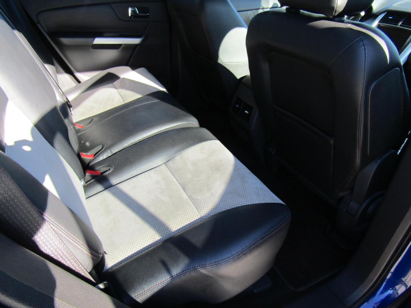 2014 Blue Ford Edge SEL FWD (2FMDK3JC3EB) with an 3.5L V6 DOHC 24V engine, Automatic transmission, located at 15016 S Hwy 231, Midland City, AL, 36350, (334) 983-3001, 31.306210, -85.495277 - Photo#8