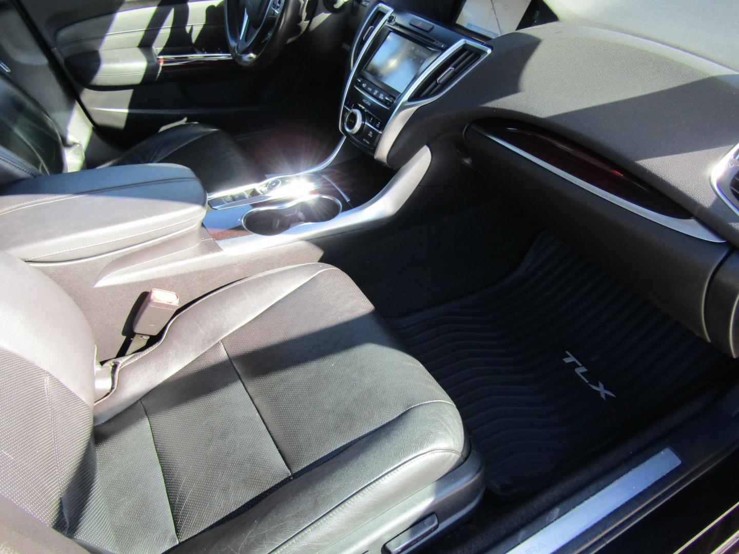 2015 Black Acura TLX 9-Spd AT w/Technology Package (19UUB2F58FA) with an 3.5L V6 SOHC 24V engine, Automatic transmission, located at 15016 S Hwy 231, Midland City, AL, 36350, (334) 983-3001, 31.306210, -85.495277 - Photo#9