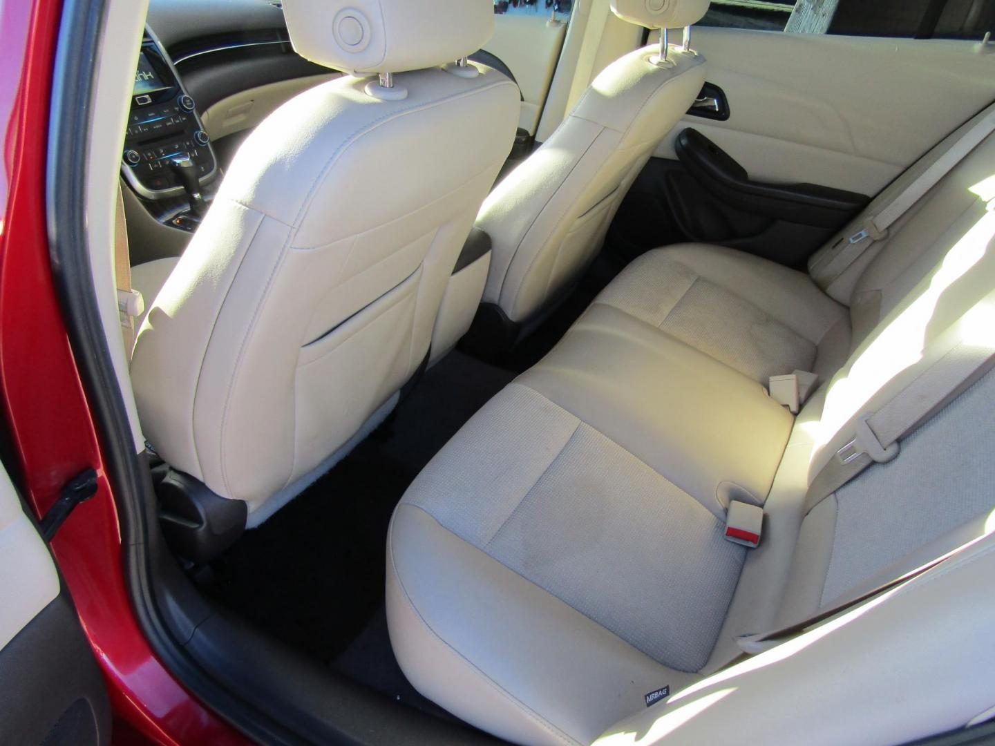 2014 Red Chevrolet Malibu 1LT (1G11C5SL3EF) with an 2.5L L4 DOHC 16V engine, Automatic transmission, located at 15016 S Hwy 231, Midland City, AL, 36350, (334) 983-3001, 31.306210, -85.495277 - Photo#4