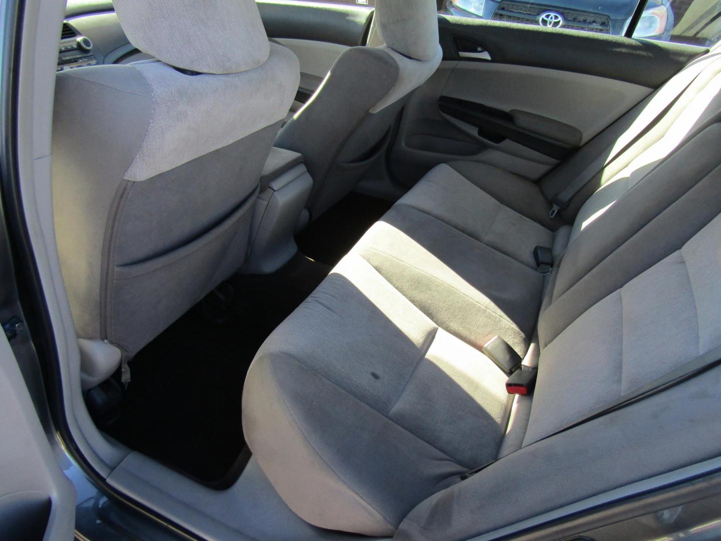 2009 Silver Honda Accord LX Sedan AT (1HGCP26309A) with an 2.4L L4 DOHC 16V engine, Automatic transmission, located at 15016 S Hwy 231, Midland City, AL, 36350, (334) 983-3001, 31.306210, -85.495277 - Photo#3