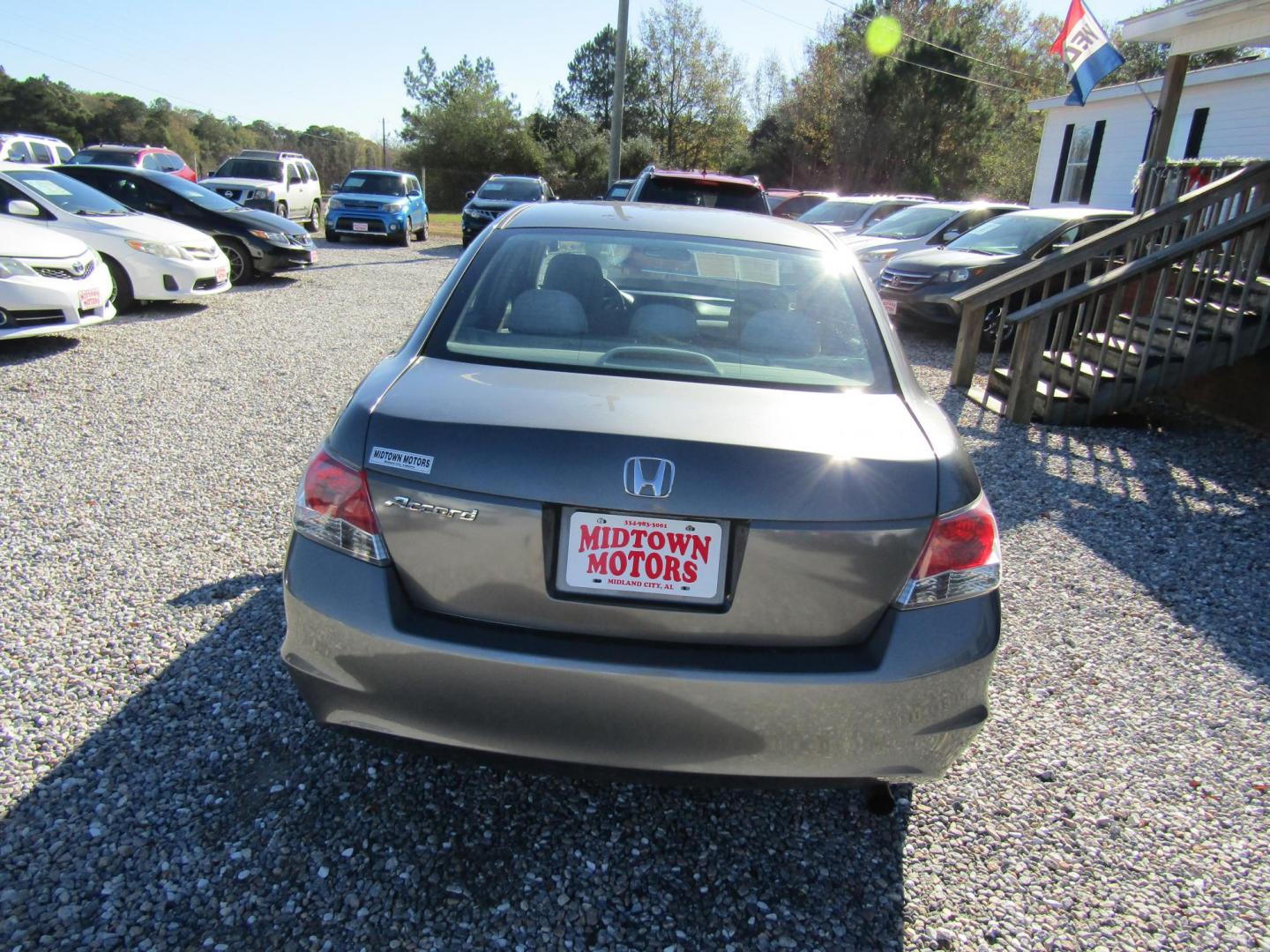 2009 Silver Honda Accord LX Sedan AT (1HGCP26309A) with an 2.4L L4 DOHC 16V engine, Automatic transmission, located at 15016 S Hwy 231, Midland City, AL, 36350, (334) 983-3001, 31.306210, -85.495277 - Photo#5