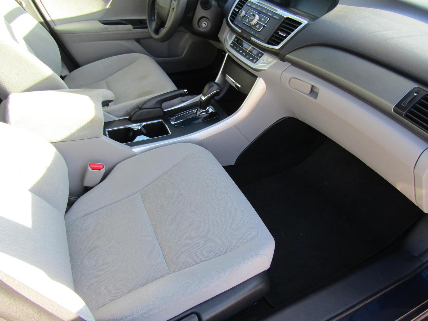 2013 Blue Honda Accord LX Sedan CVT (1HGCR2F32DA) with an 2.4L L4 DOHC 16V engine, Automatic transmission, located at 15016 S Hwy 231, Midland City, AL, 36350, (334) 983-3001, 31.306210, -85.495277 - Photo#9