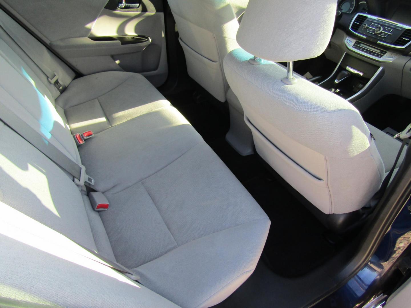 2013 Blue Honda Accord LX Sedan CVT (1HGCR2F32DA) with an 2.4L L4 DOHC 16V engine, Automatic transmission, located at 15016 S Hwy 231, Midland City, AL, 36350, (334) 983-3001, 31.306210, -85.495277 - Photo#8