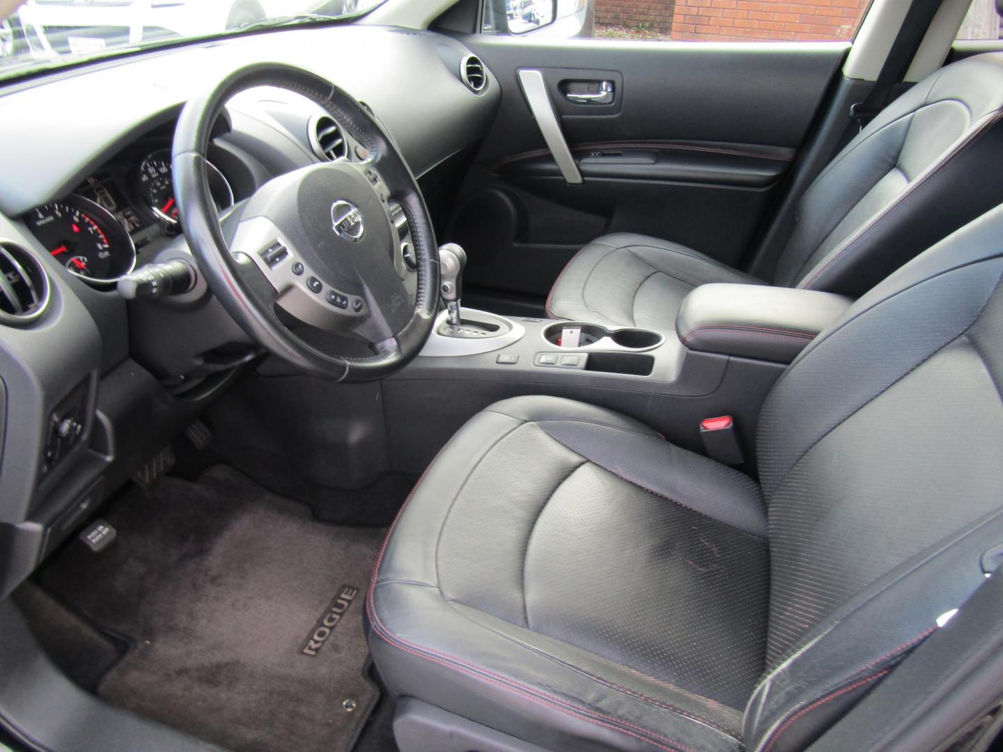 2012 Black Nissan Rogue S FWD Krom Edition (JN8AS5MTXCW) with an 2.5L L4 DOHC 16V engine, Automatic transmission, located at 15016 S Hwy 231, Midland City, AL, 36350, (334) 983-3001, 31.306210, -85.495277 - Photo#2