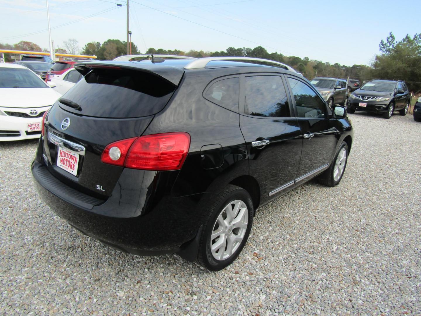 2012 Black Nissan Rogue S FWD Krom Edition (JN8AS5MTXCW) with an 2.5L L4 DOHC 16V engine, Automatic transmission, located at 15016 S Hwy 231, Midland City, AL, 36350, (334) 983-3001, 31.306210, -85.495277 - Photo#6