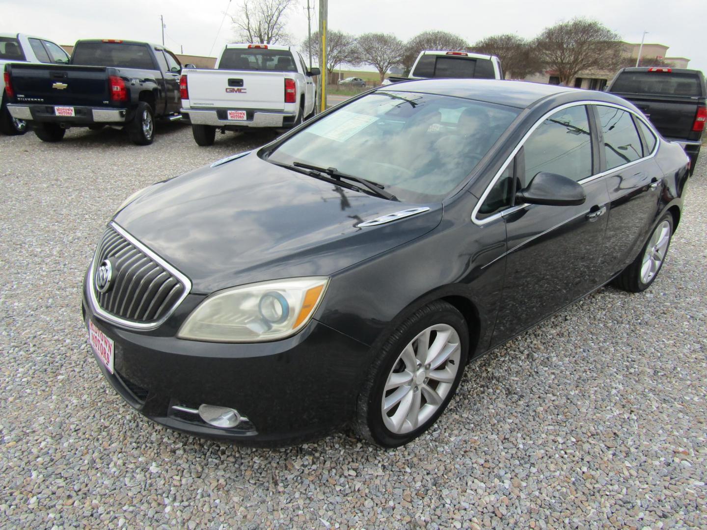 2014 Gray Buick Verano Convenience (1G4PR5SK9E4) with an 2.4L L4 DOHC 16V FFV engine, Automatic transmission, located at 15016 S Hwy 231, Midland City, AL, 36350, (334) 983-3001, 31.306210, -85.495277 - Photo#2