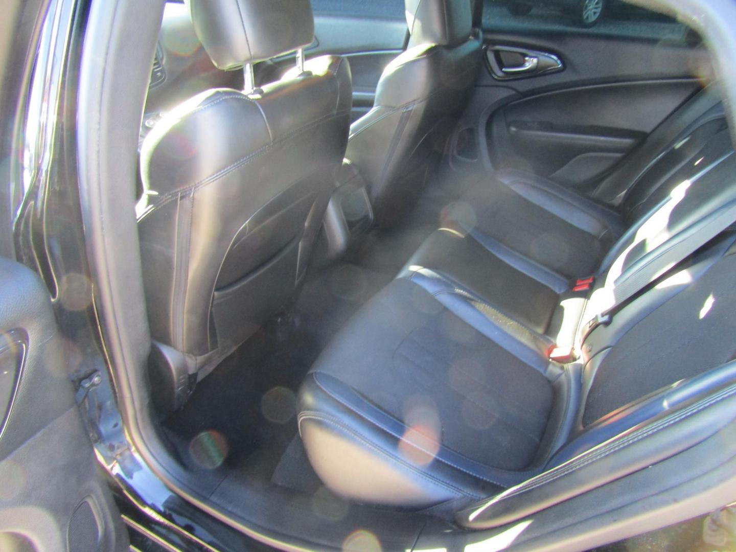 2016 Black Chrysler 200 S (1C3CCCBG7GN) with an 3.6L V6 DOHC 24V FFV engine, Automatic transmission, located at 15016 S Hwy 231, Midland City, AL, 36350, (334) 983-3001, 31.306210, -85.495277 - Photo#4