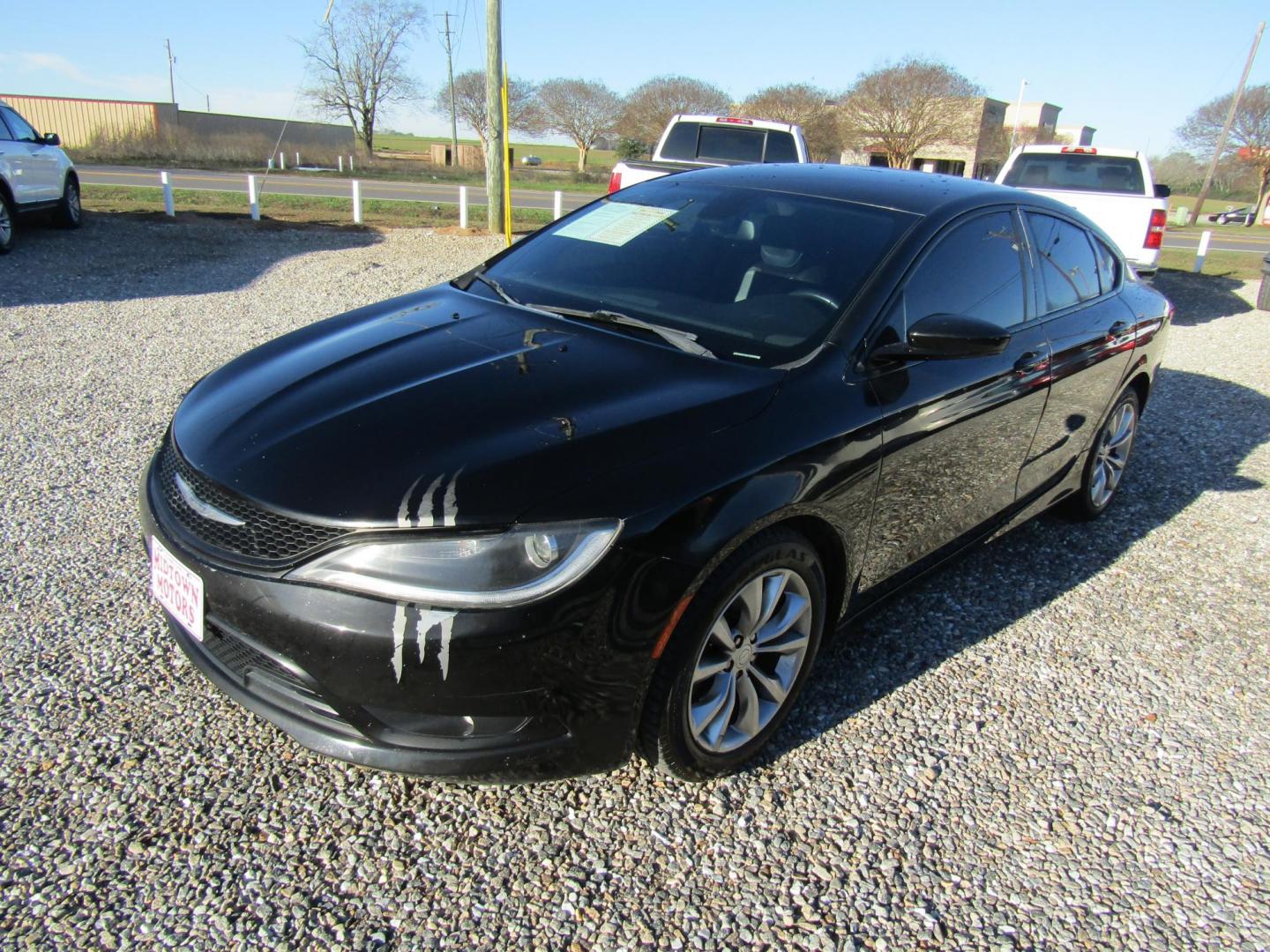 2016 Black Chrysler 200 S (1C3CCCBG7GN) with an 3.6L V6 DOHC 24V FFV engine, Automatic transmission, located at 15016 S Hwy 231, Midland City, AL, 36350, (334) 983-3001, 31.306210, -85.495277 - Photo#2