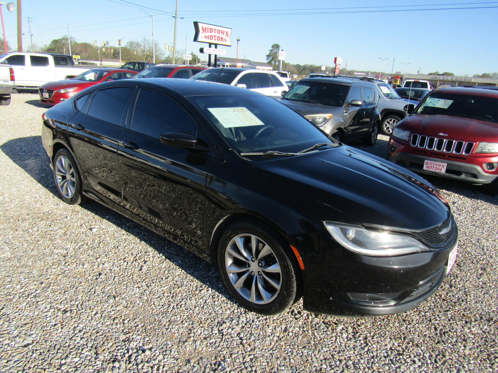 photo of 2016 Chrysler 200 