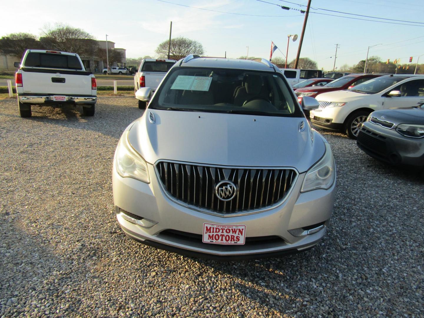 2016 Silver Buick Enclave Convenience FWD (5GAKRAKD7GJ) with an 3.6L V6 DOHC 24V engine, Automatic transmission, located at 15016 S Hwy 231, Midland City, AL, 36350, (334) 983-3001, 31.306210, -85.495277 - Photo#1