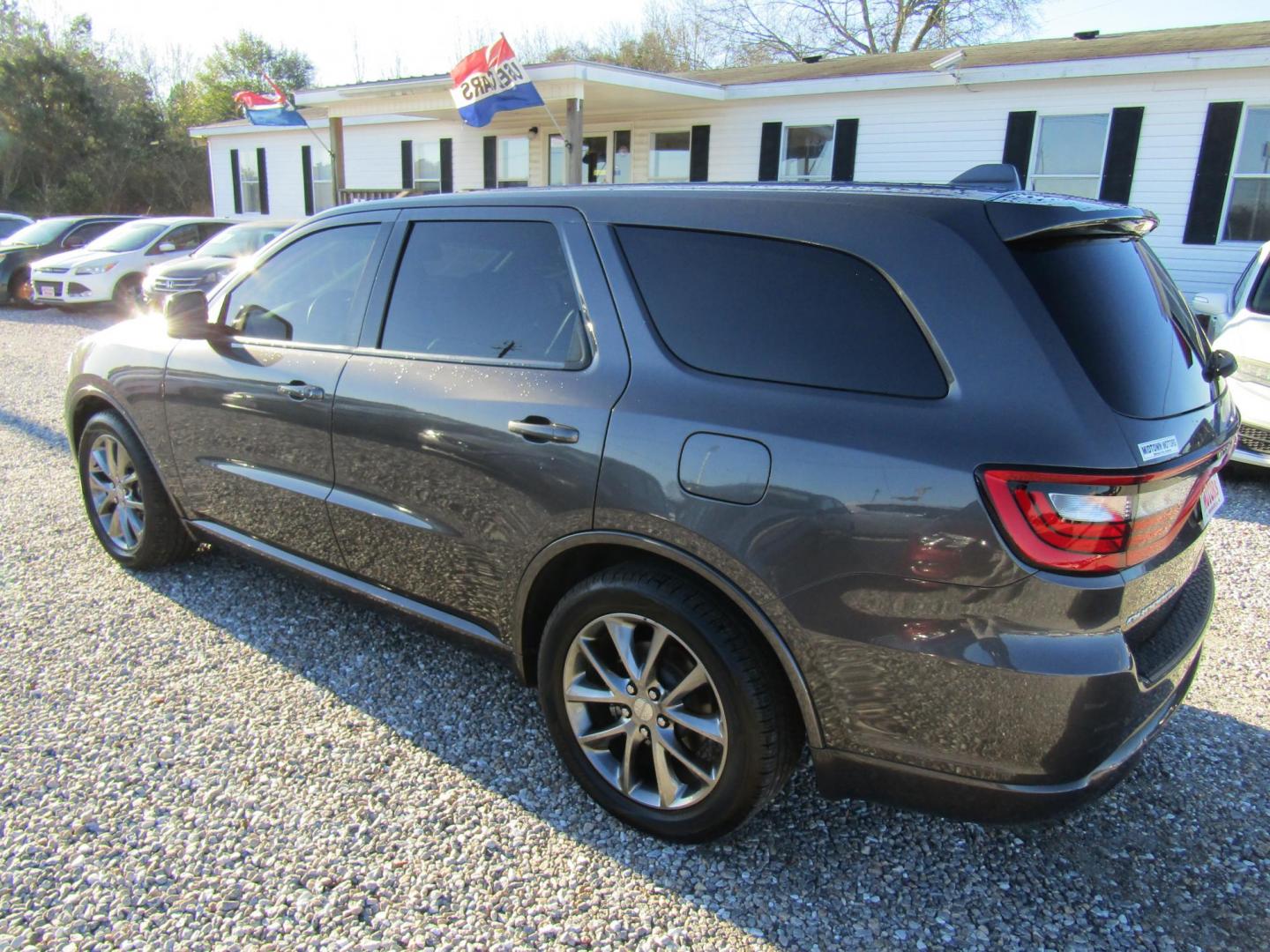 2015 Gray Dodge Durango SXT RWD (1C4RDHAG5FC) with an 3.6L V6 DOHC 24V engine, Automatic transmission, located at 15016 S Hwy 231, Midland City, AL, 36350, (334) 983-3001, 31.306210, -85.495277 - Photo#5