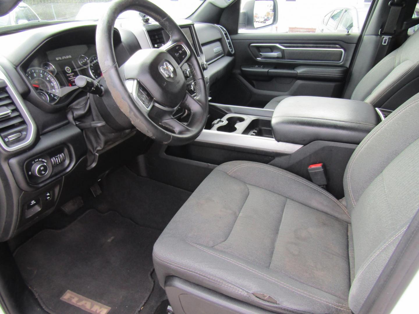 2019 White RAM 1500 Big Horn Quad Cab 2WD (1C6RREBTXKN) with an 3.6L V6 FFV engine, Automatic transmission, located at 15016 S Hwy 231, Midland City, AL, 36350, (334) 983-3001, 31.306210, -85.495277 - Photo#2