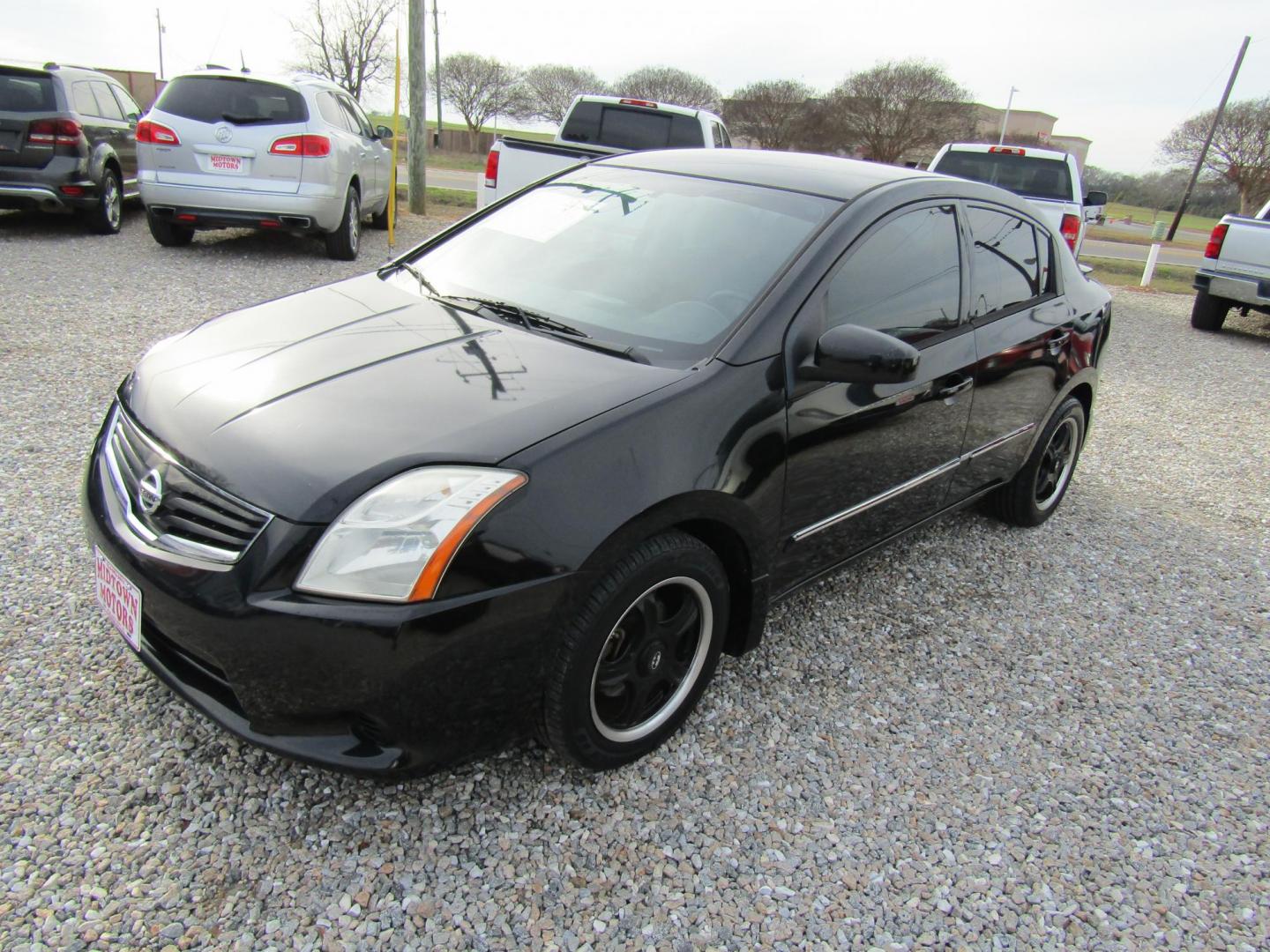 2012 Black Nissan Sentra 2.0 (3N1AB6AP2CL) with an 2.0L L4 DOHC 16V engine, Automatic transmission, located at 15016 S Hwy 231, Midland City, AL, 36350, (334) 983-3001, 31.306210, -85.495277 - Photo#2
