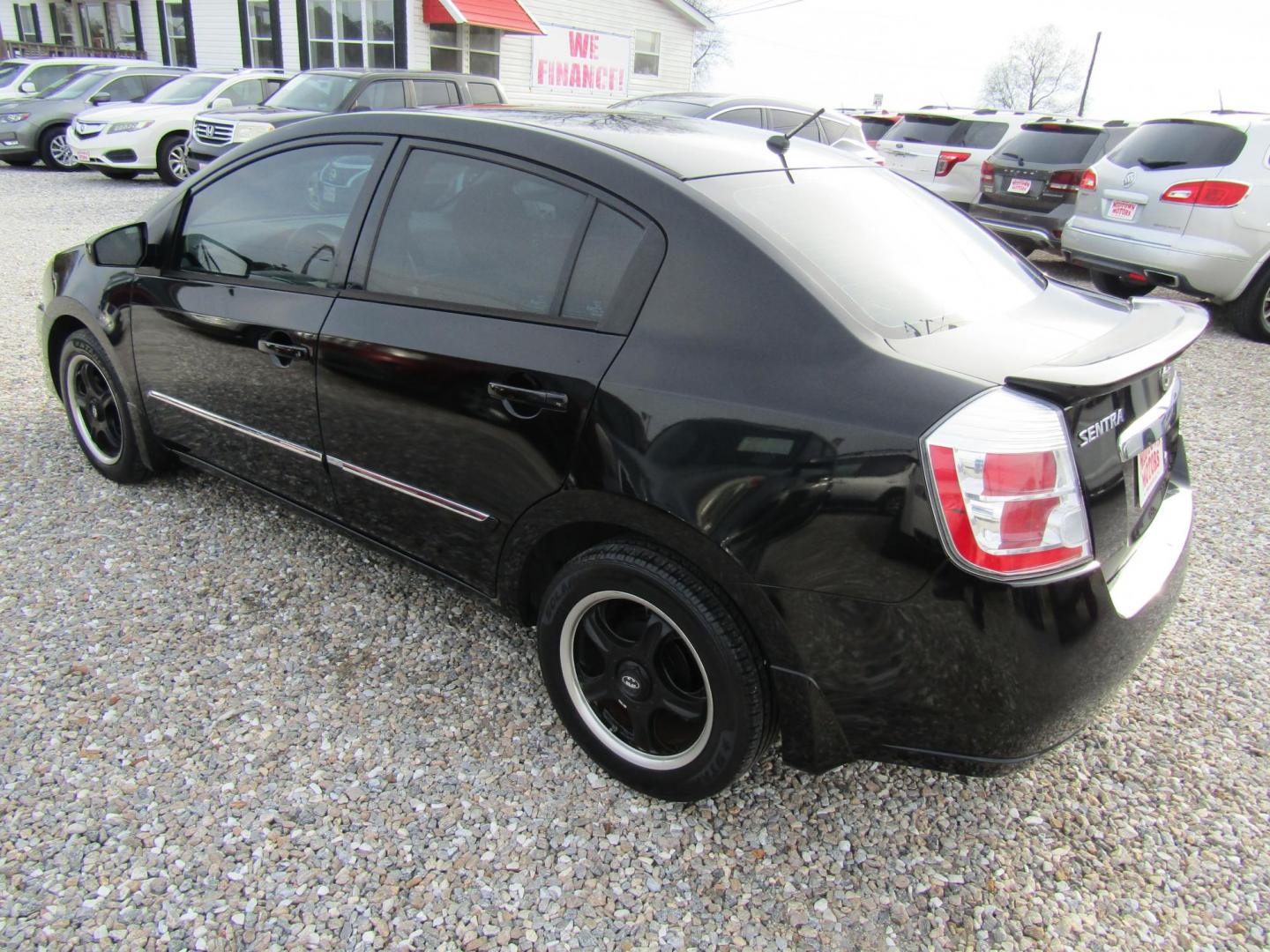 2012 Black Nissan Sentra 2.0 (3N1AB6AP2CL) with an 2.0L L4 DOHC 16V engine, Automatic transmission, located at 15016 S Hwy 231, Midland City, AL, 36350, (334) 983-3001, 31.306210, -85.495277 - Photo#5