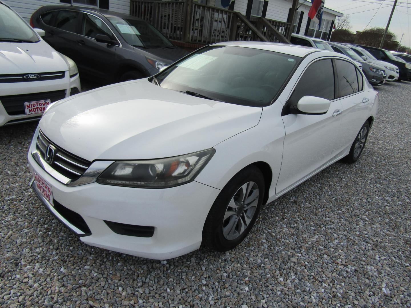 2014 White Honda Accord LX Sedan CVT (1HGCR2F33EA) with an 2.4L L4 DOHC 16V engine, Automatic transmission, located at 15016 S Hwy 231, Midland City, AL, 36350, (334) 983-3001, 31.306210, -85.495277 - Photo#1
